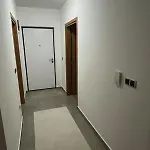 Em Modern Sarajevo Bulevar Parkinggarage דירה Ivisovo Greblje