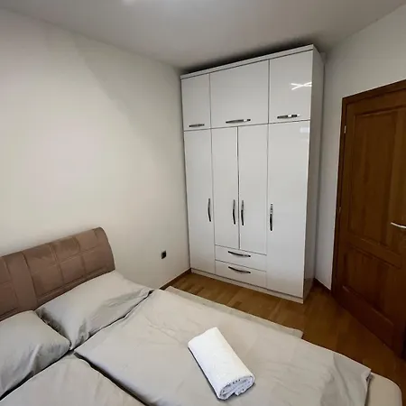 Appartement Em Modern Sarajevo Bulevar Parkinggarage