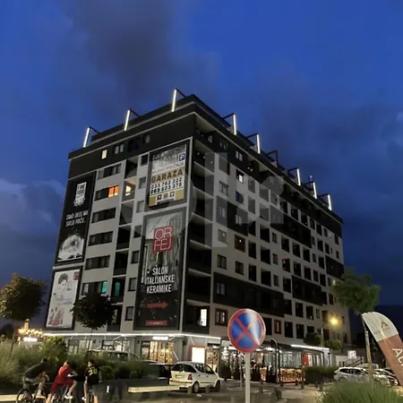 Em Modern Bulevar Parkinggarage Apartamento Sarajevo